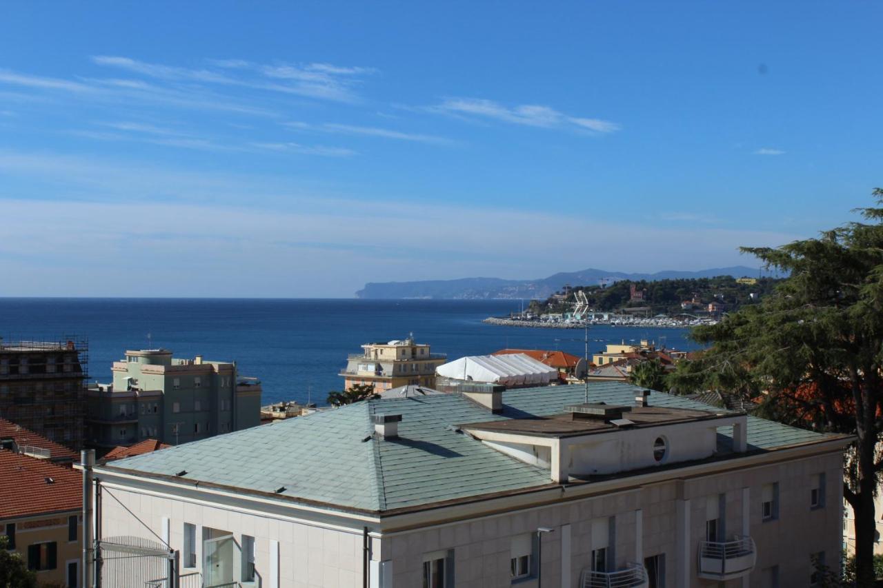 Hotel Palace Varazze Exterior photo