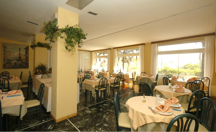 Hotel Palace Varazze Exterior photo