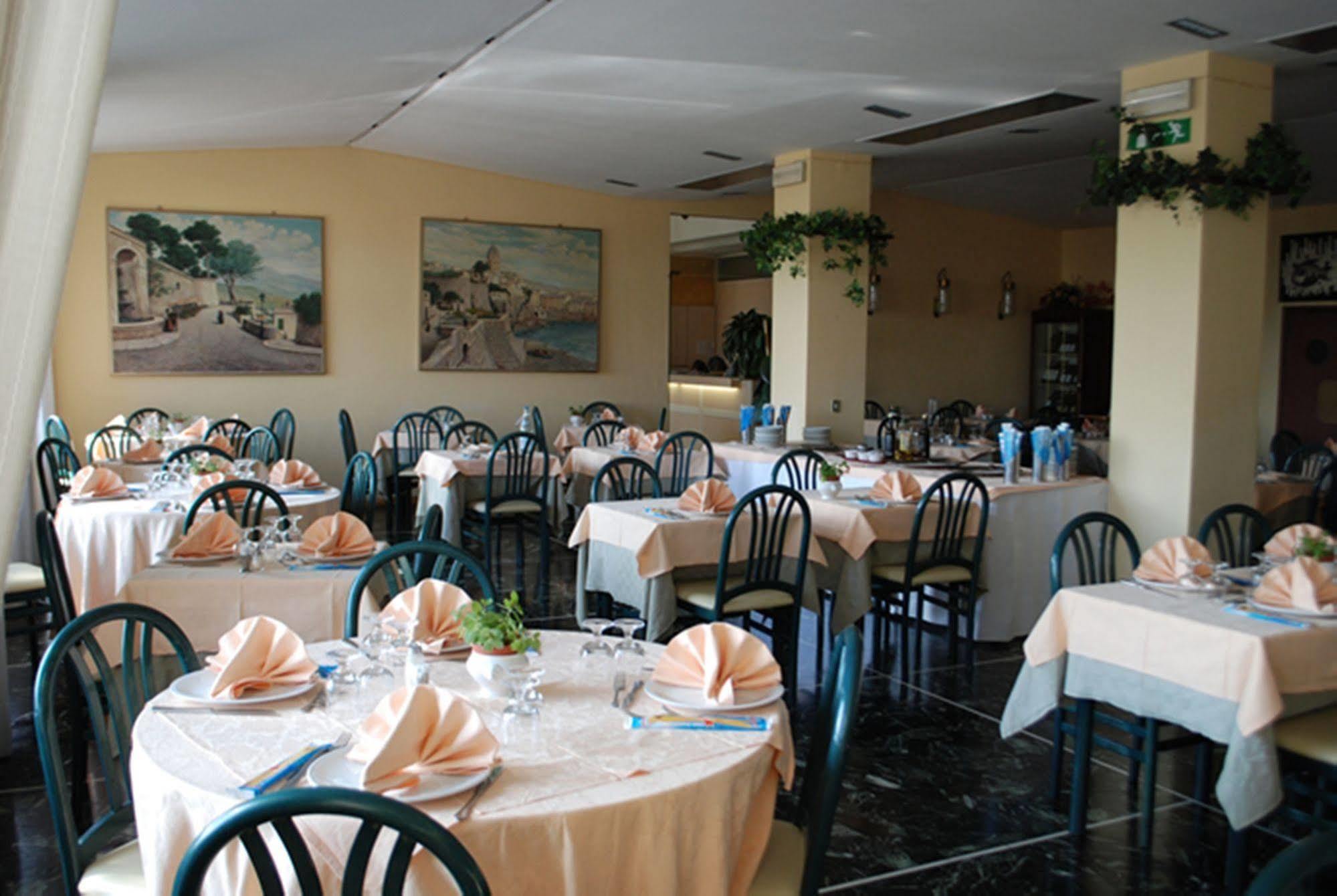 Hotel Palace Varazze Exterior photo