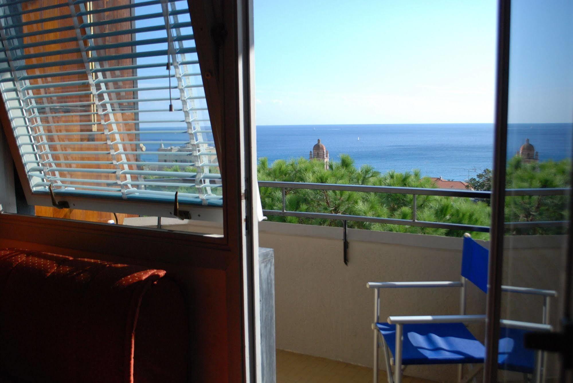 Hotel Palace Varazze Exterior photo